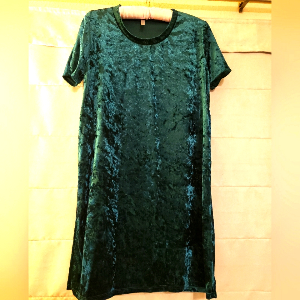 Acting Pro  Hunter Green Crushed Velvet Tunic Dress